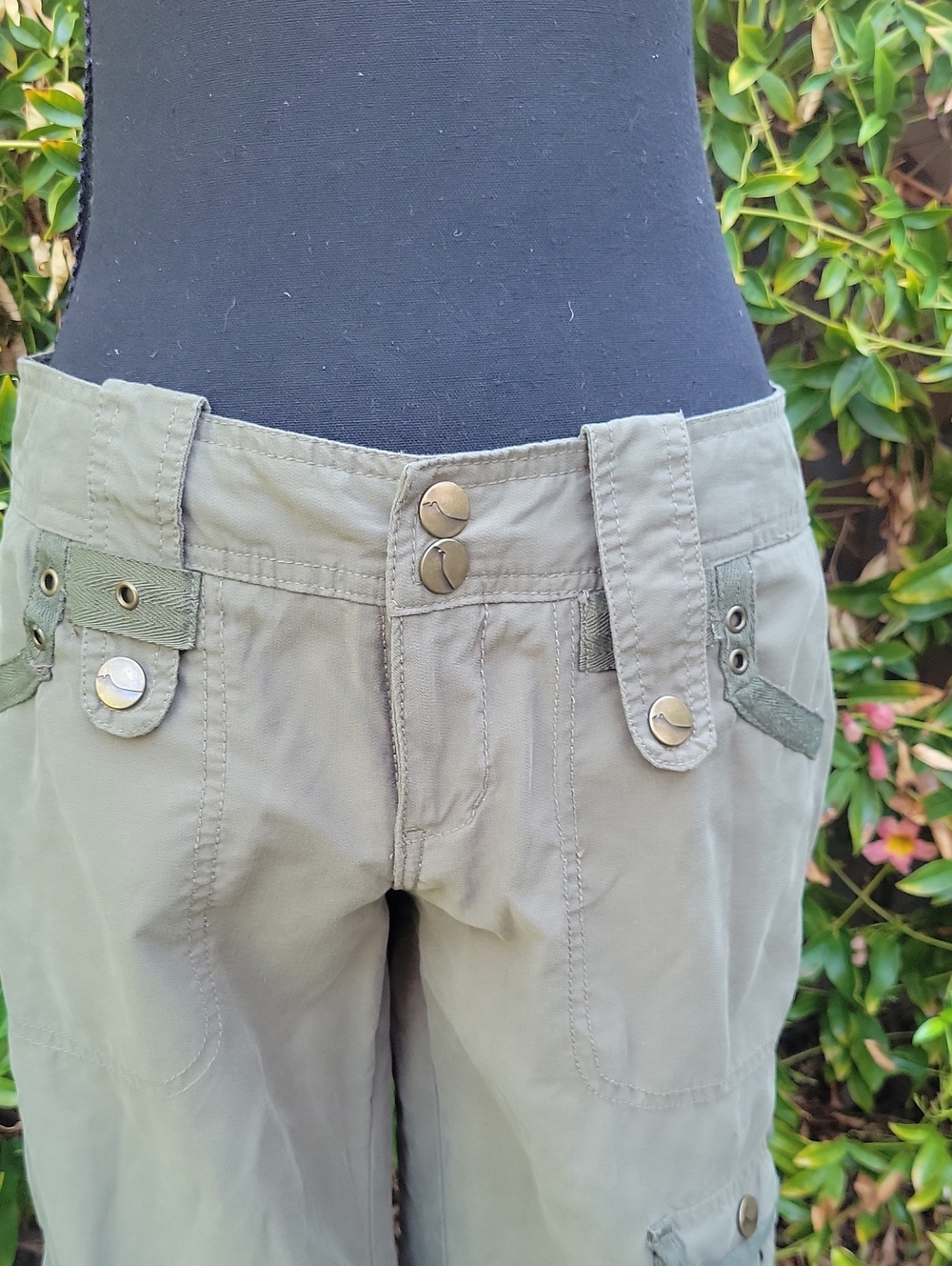Vtg Y2K Olive Green Low Rise Cargo Pants Paratrooper Multi-Pocket Utility Design - Picture 3 of 12